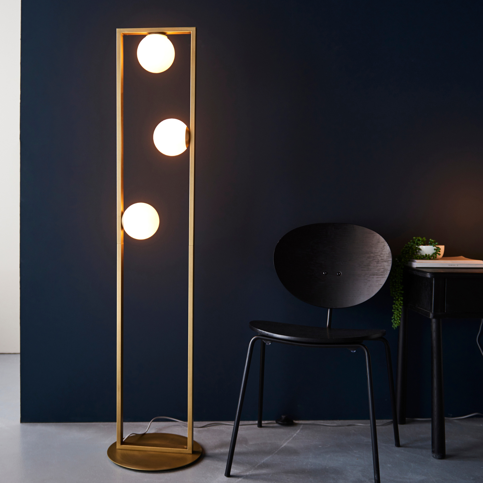 INDOR Petriano Floor Lamp