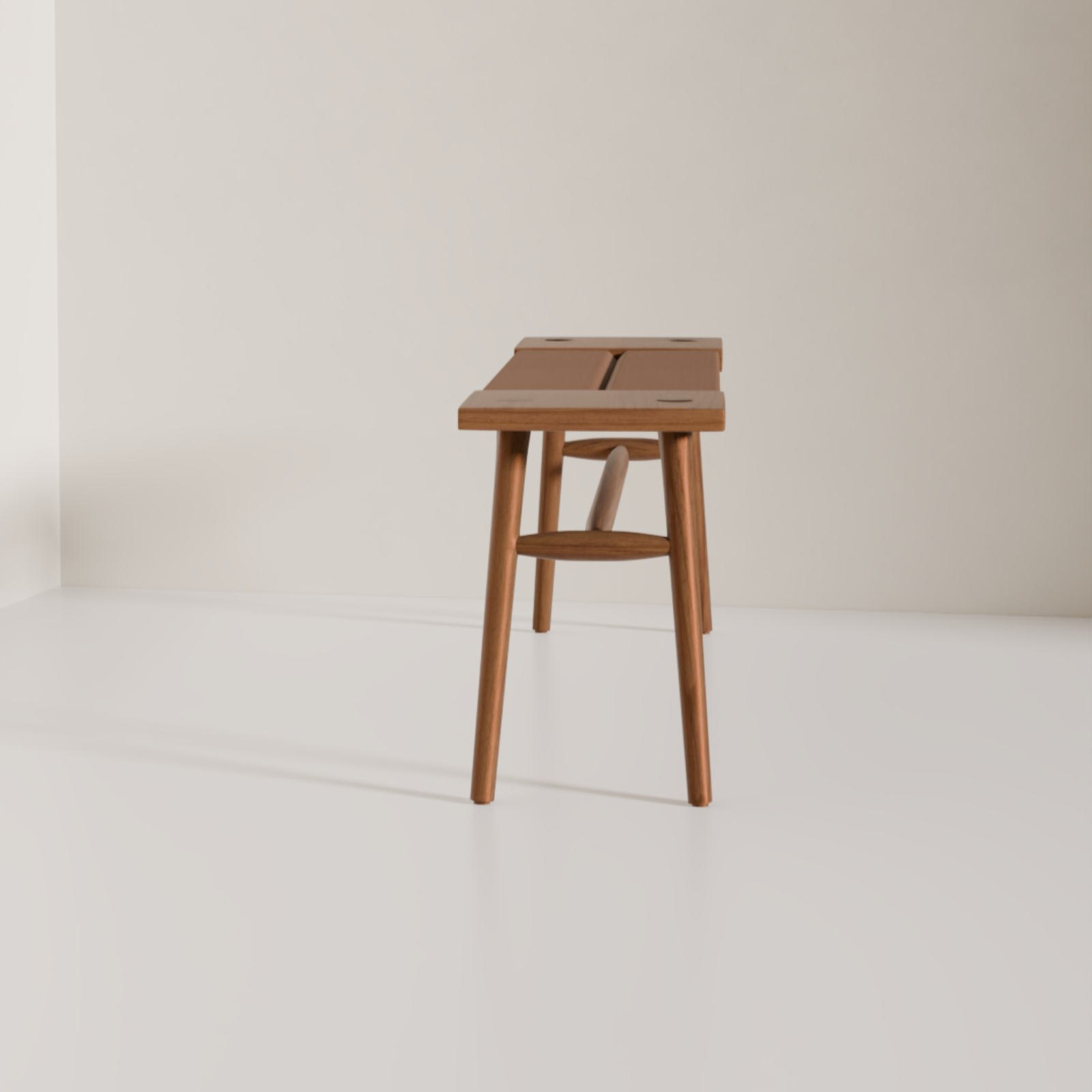Apiro | Bench